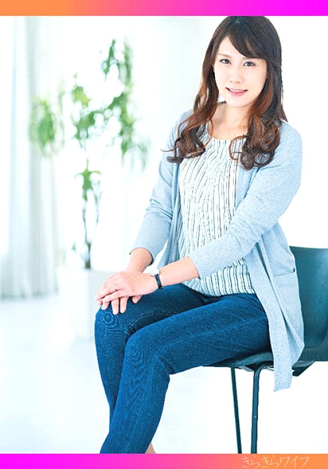 TYVM-278 เธอสับสนกับความตึงเครียดและความตื่นเต้น แต่เธอพบความสุขที่ไม่รู้จัก! ภรรยาที่สวยงามเรียวมีการสำเร็จความใคร่ช่องคลอดครั้งแรกของเธอ!